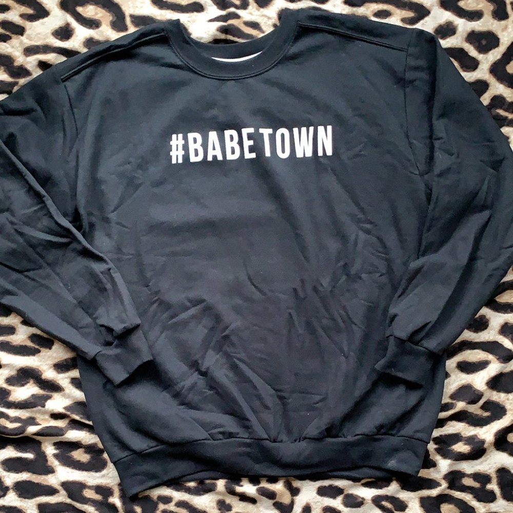#BABETOWN crew neck sweatshirt